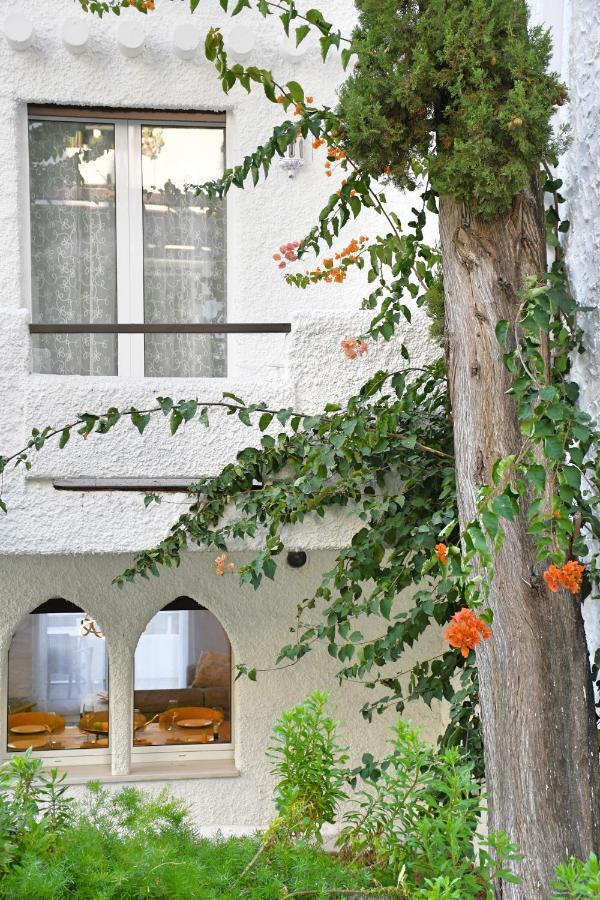 Yellow Jasper - Gemstone Getaway Marbella Eksteriør billede
